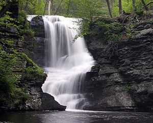 300px Fulmer Falls Closeup 3000px